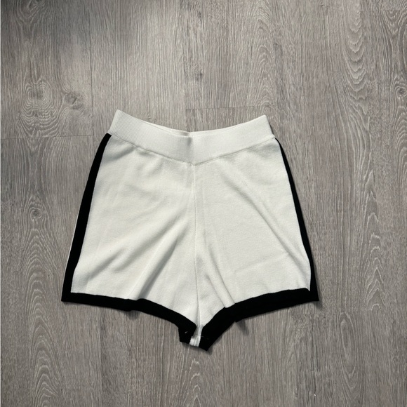 Air space Piped Ribbed Tank Top Set - Picture 7 of 7